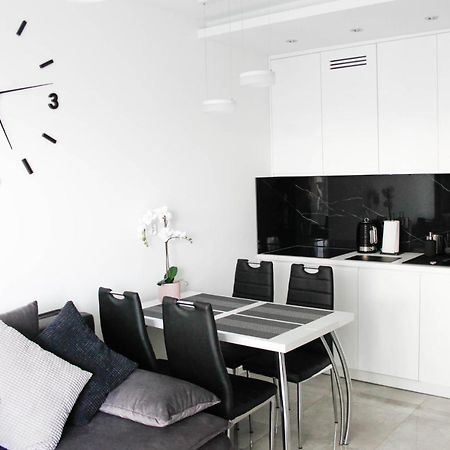 Apartament Wroclaw Centrum Galeria Magnolia Экстерьер фото