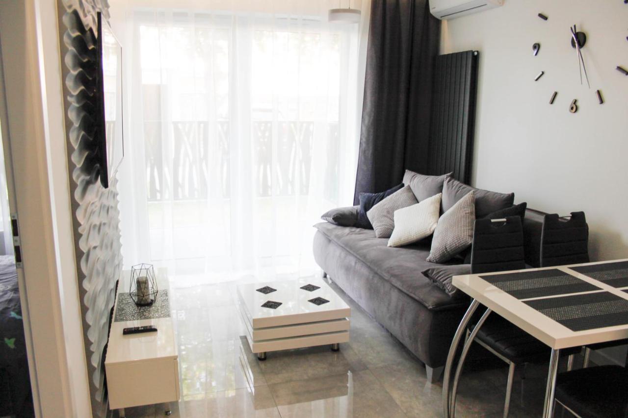 Apartament Wroclaw Centrum Galeria Magnolia Экстерьер фото